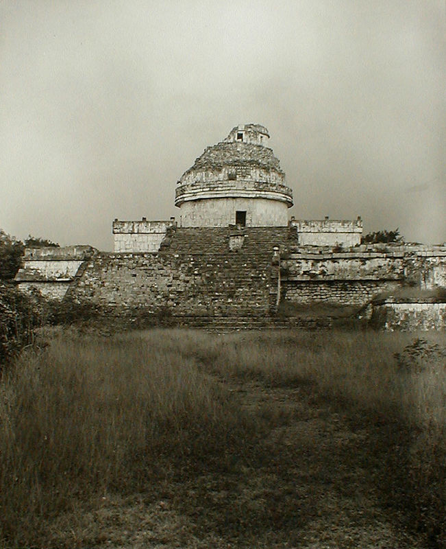 El Caracol - Chichen Itza by Gordon Nicolson